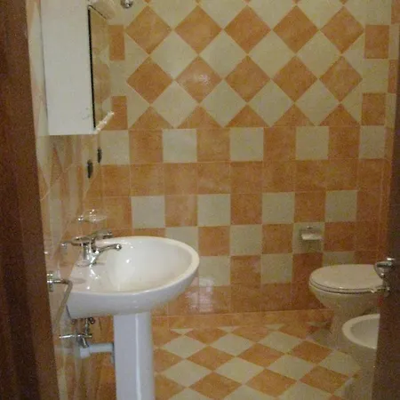 شقة Eutimo *